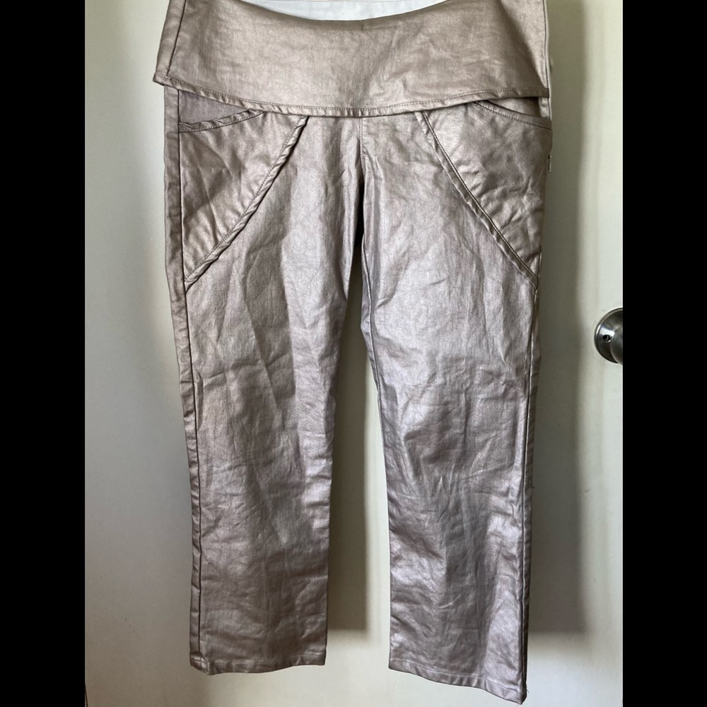 Carol Young metallic capri-length “ciao” pants size 4